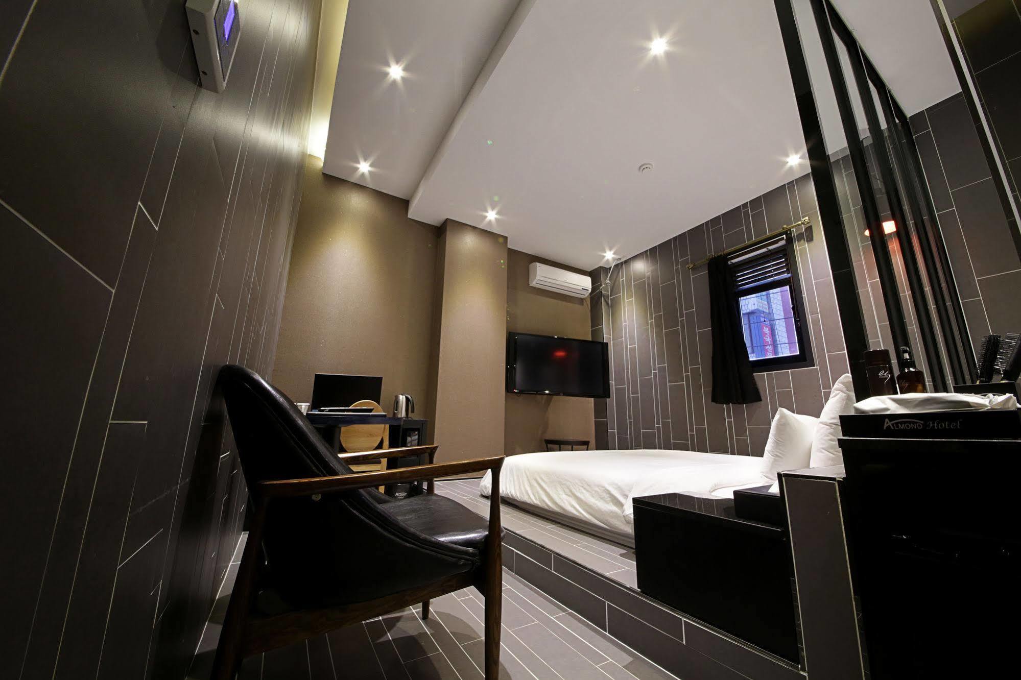 Almond Hotel Busan Station Exteriér fotografie